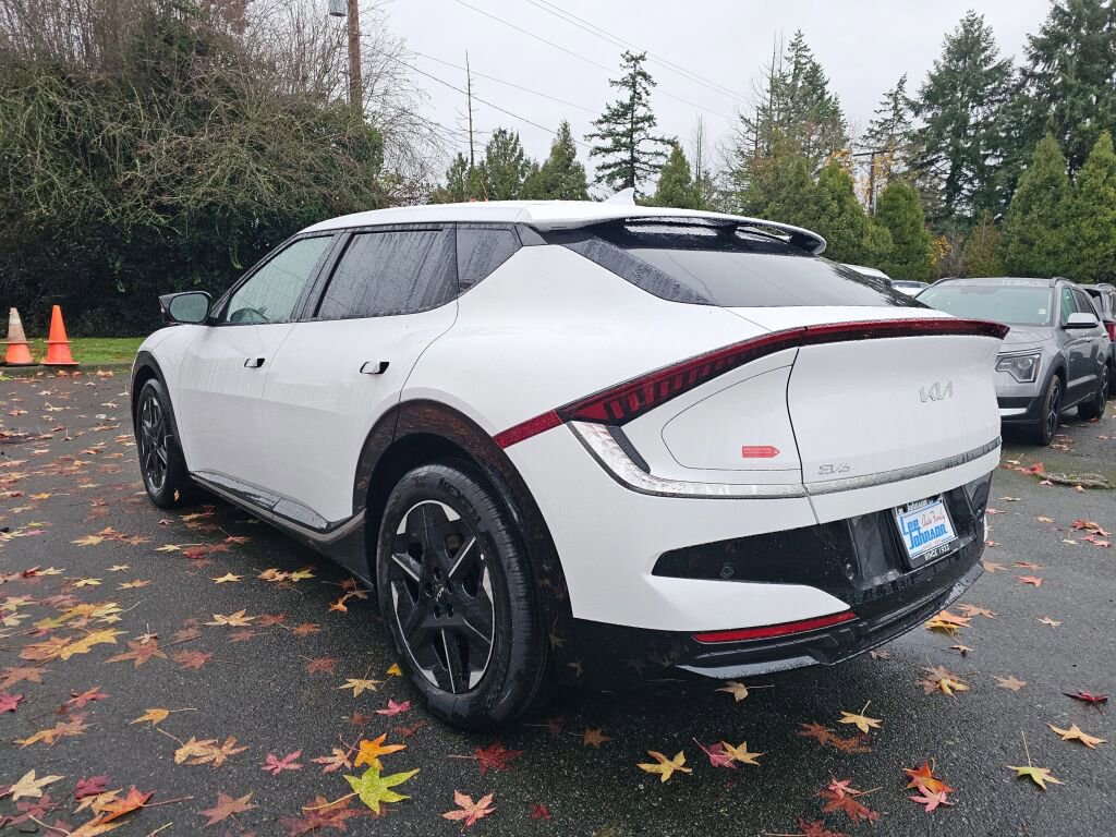 New 2025 Kia EV6 Wind AWD/4WD image 7