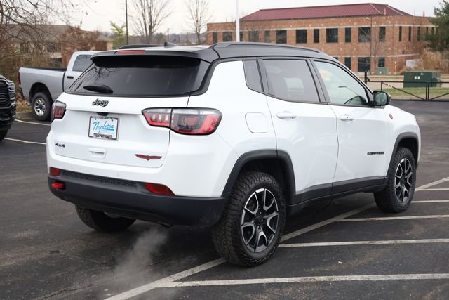 Used 2024 Jeep Compass Trailhawk image 5