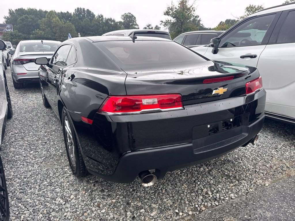 Used 2014 Chevrolet Camaro LS RWD image 4