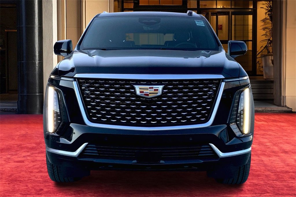 New 2026 Cadillac Escalade Luxury image 3