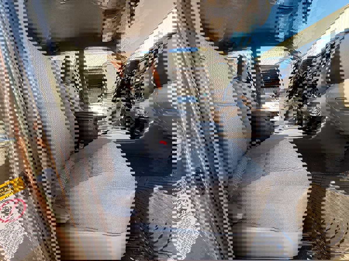 Used 2013 Toyota Tacoma PreRunner w/ SR5 Pkg image 17