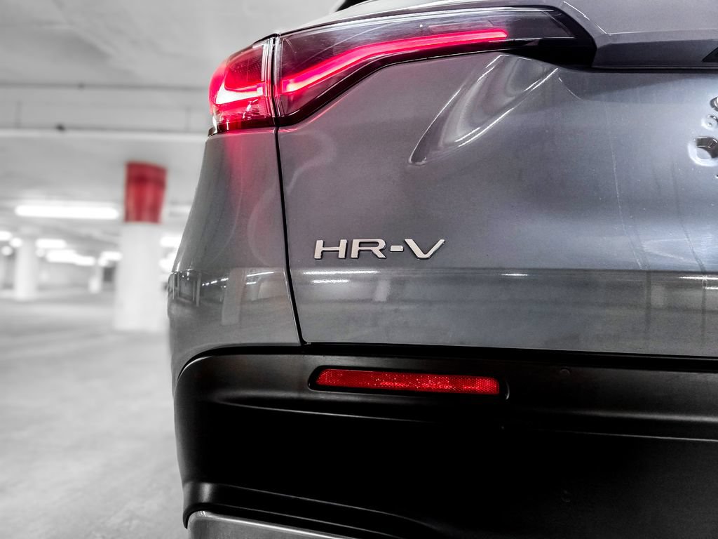 Used 2025 Honda HR-V Sport image 9