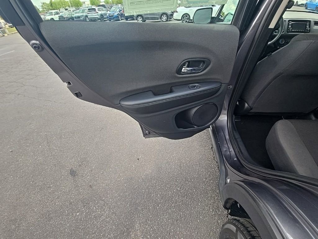 Certified 2021 Honda HR-V LX image 26