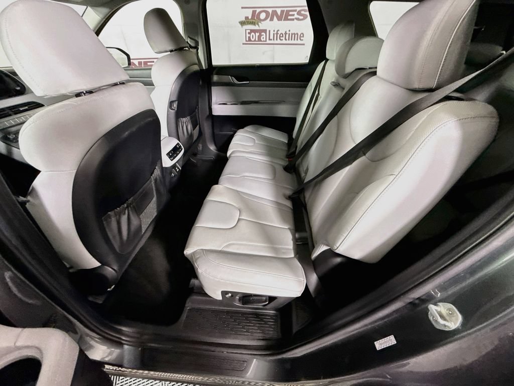 Certified 2022 Hyundai Palisade SEL w/ 8P Bench Seat Package FWD image 29