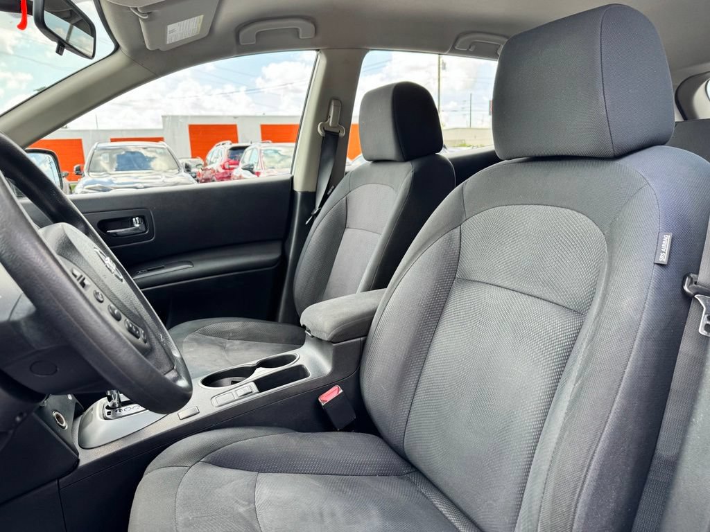 Used 2015 Nissan Rogue S w/ Convenience Package AWD/4WD image 23