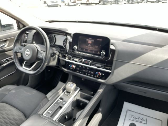 Used 2022 Nissan Pathfinder SV image 18