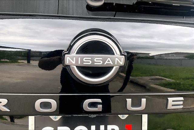 Certified 2024 Nissan Rogue SV FWD image 30