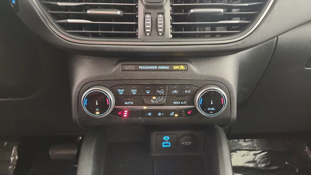 Used 2023 Ford Escape Active image 16