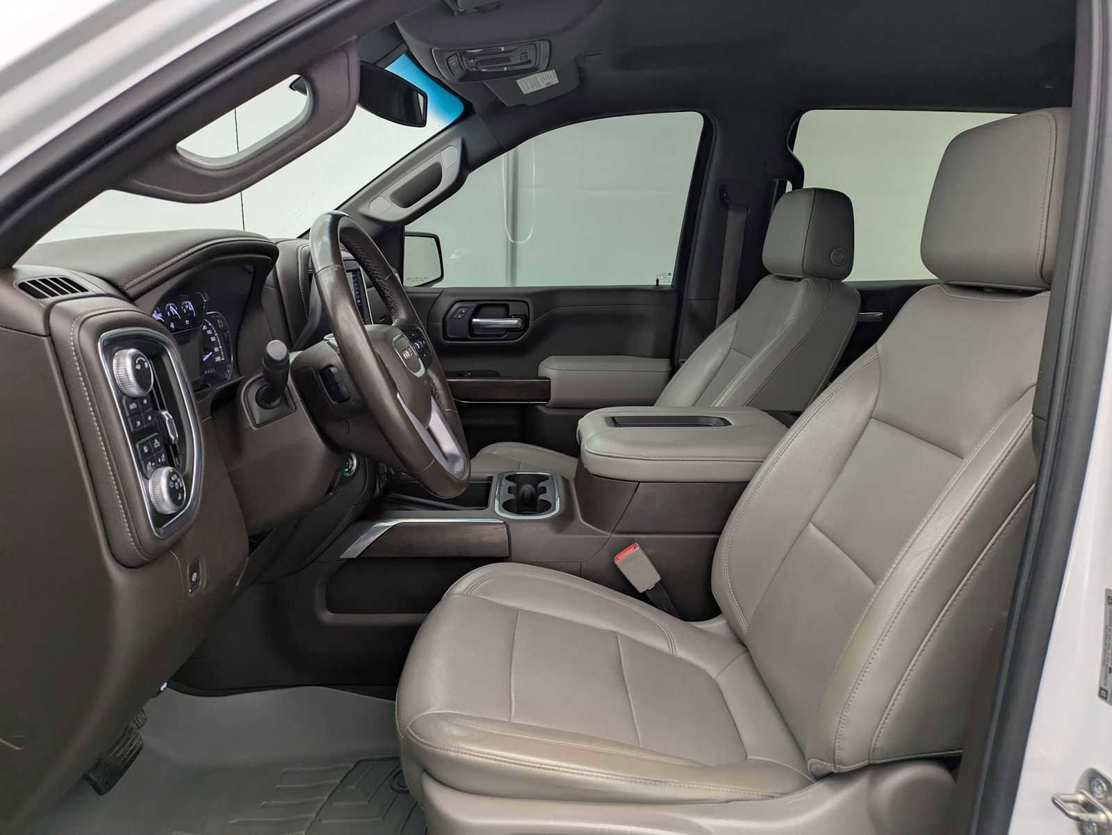 Used 2019 GMC Sierra 1500 SLT w/ SLT Convenience Package AWD/4WD image 19