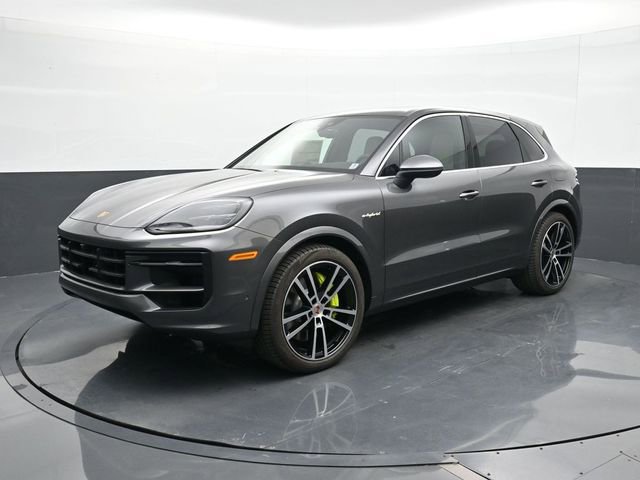 New 2026 Porsche Cayenne S
