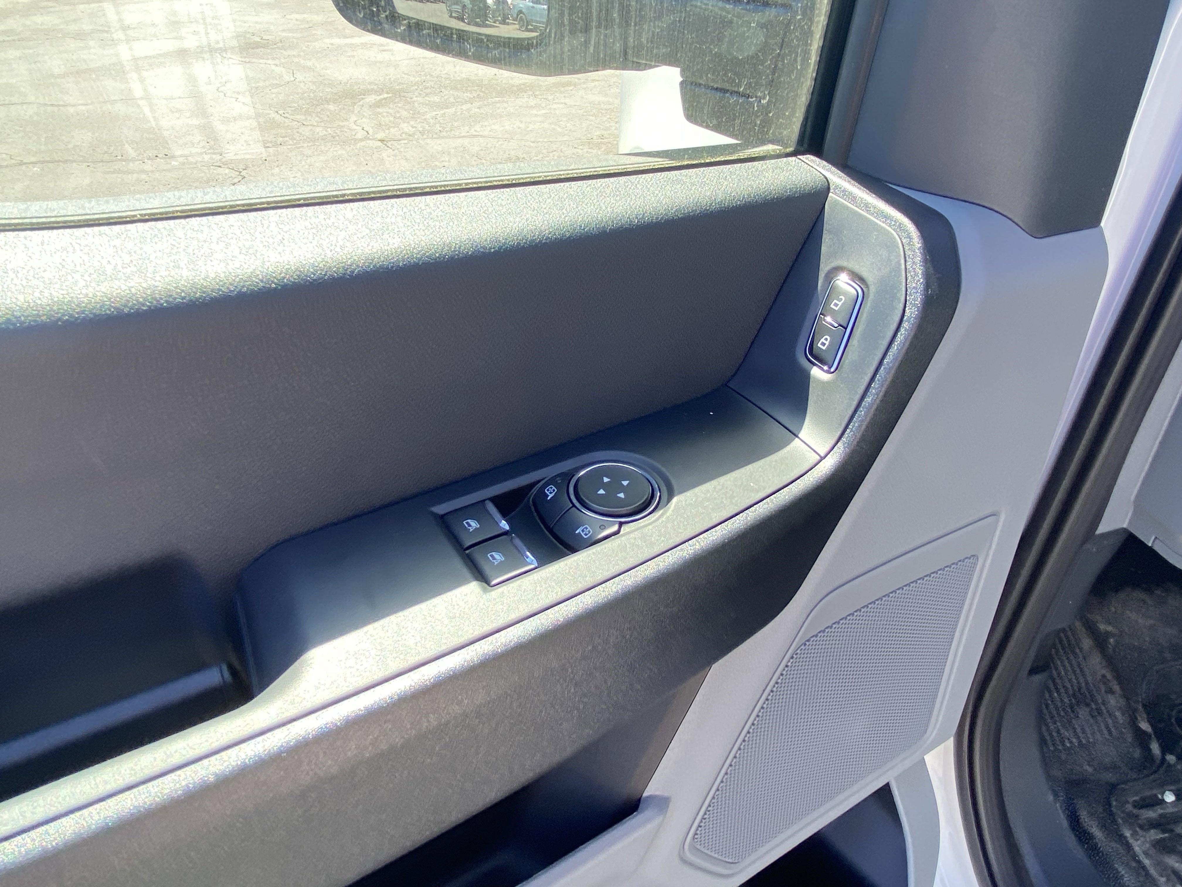 New 2025 Ford F350 XL w/ XL Chrome Package image 12