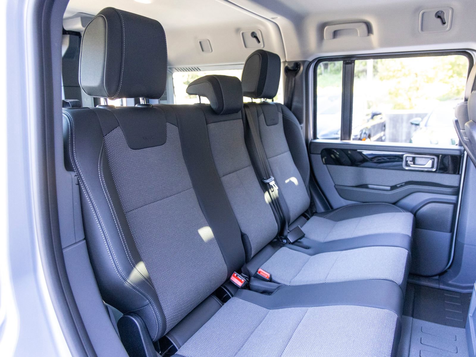 Used 2025 INEOS Grenadier image 66