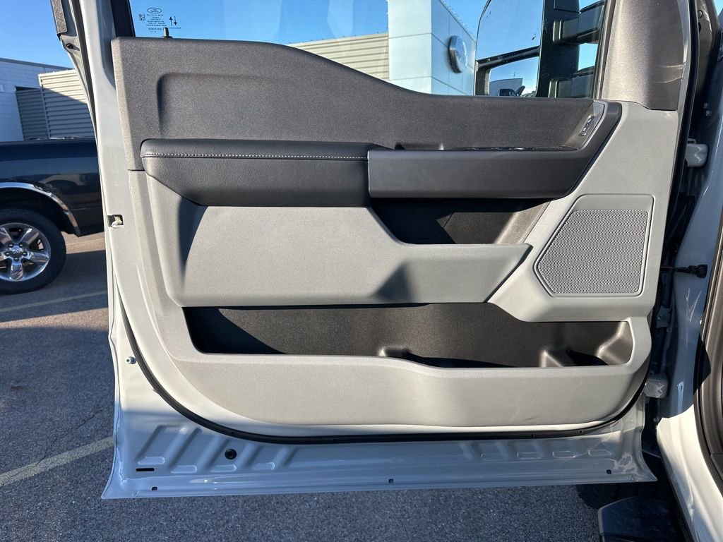 New 2026 Ford F250 XL w/ STX Appearance Package image 17