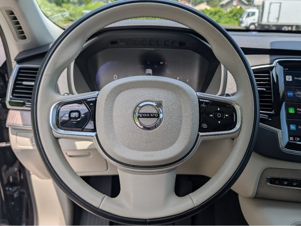 Used 2023 Volvo XC90 B6 Plus w/ Protection Package Premier AWD/4WD image 24