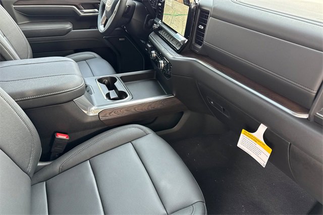 New 2026 GMC Sierra 2500 SLT w/ SLT Premium Package image 17
