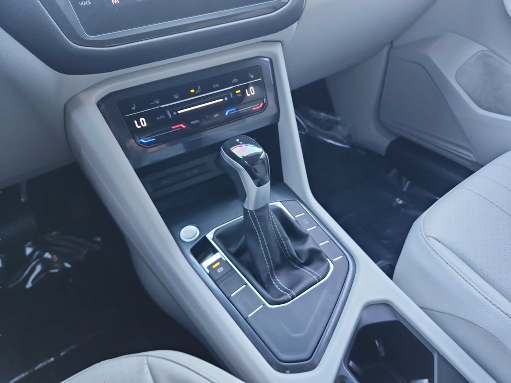 Used 2022 Volkswagen Tiguan SE FWD image 27
