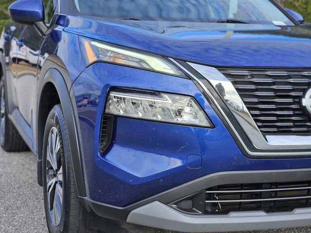 Used 2023 Nissan Rogue SV image 9