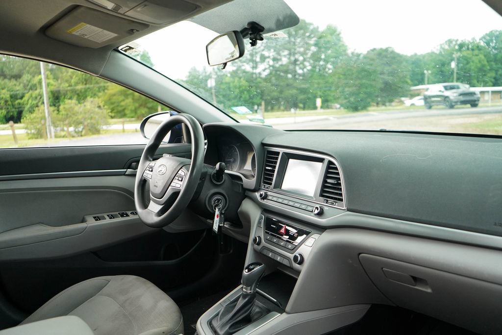 Used 2018 Hyundai Elantra SEL FWD image 14