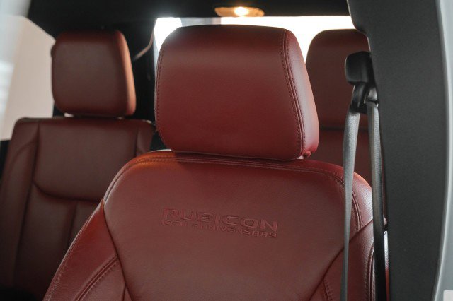 Used 2013 Jeep Wrangler Unlimited Rubicon image 29