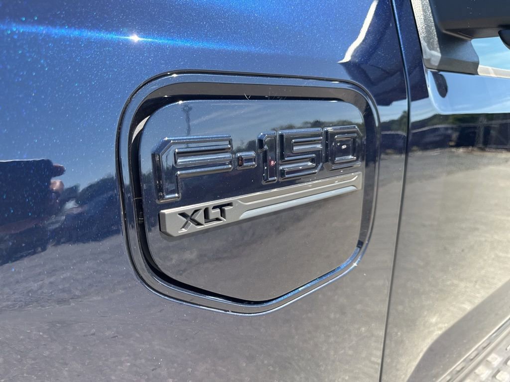 Used 2023 Ford F150 Lightning XLT AWD/4WD image 33