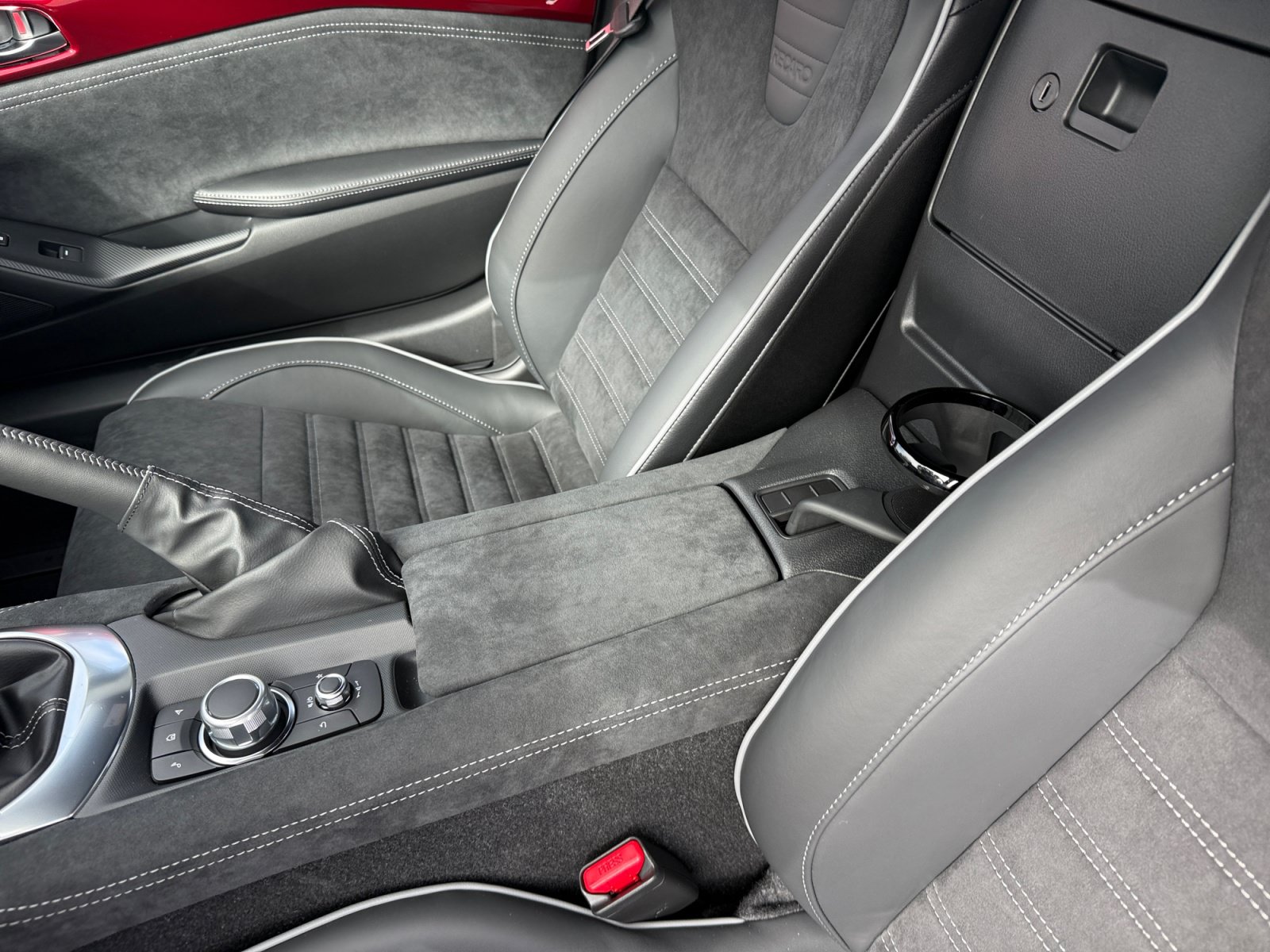 New 2026 MAZDA MX-5 Miata RF Club w/ Weather Package RWD image 14