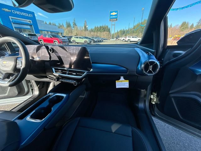 New 2026 Chevrolet Equinox EV LT image 27
