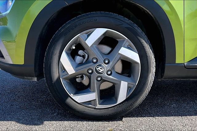 Used 2021 Hyundai Venue SEL w/ Cargo Package FWD image 33