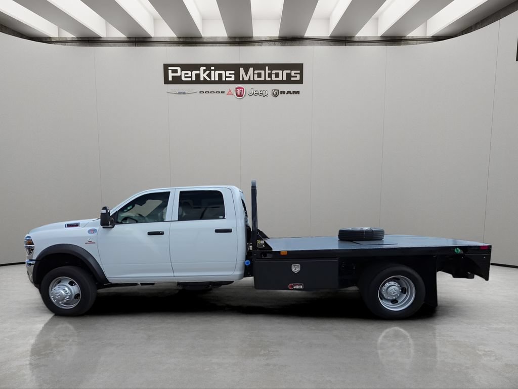 New 2026 RAM 5500 Tradesman w/ Chrome Appearance Group AWD/4WD image 3