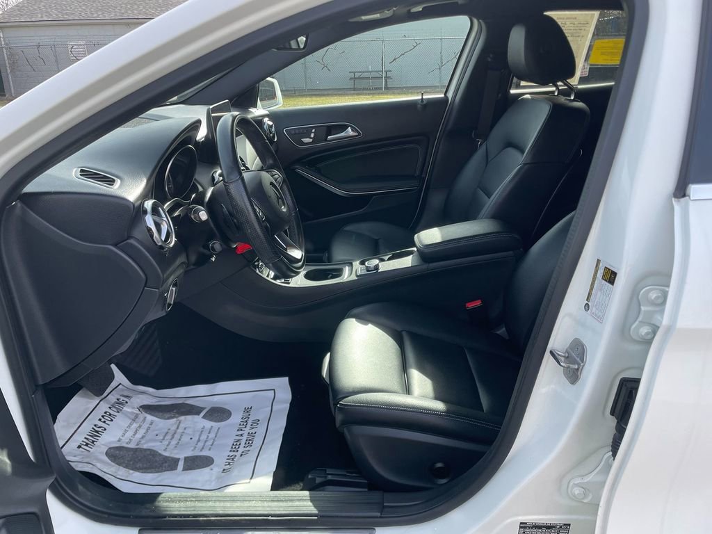 Used 2019 Mercedes-Benz GLA 250 4MATIC image 12
