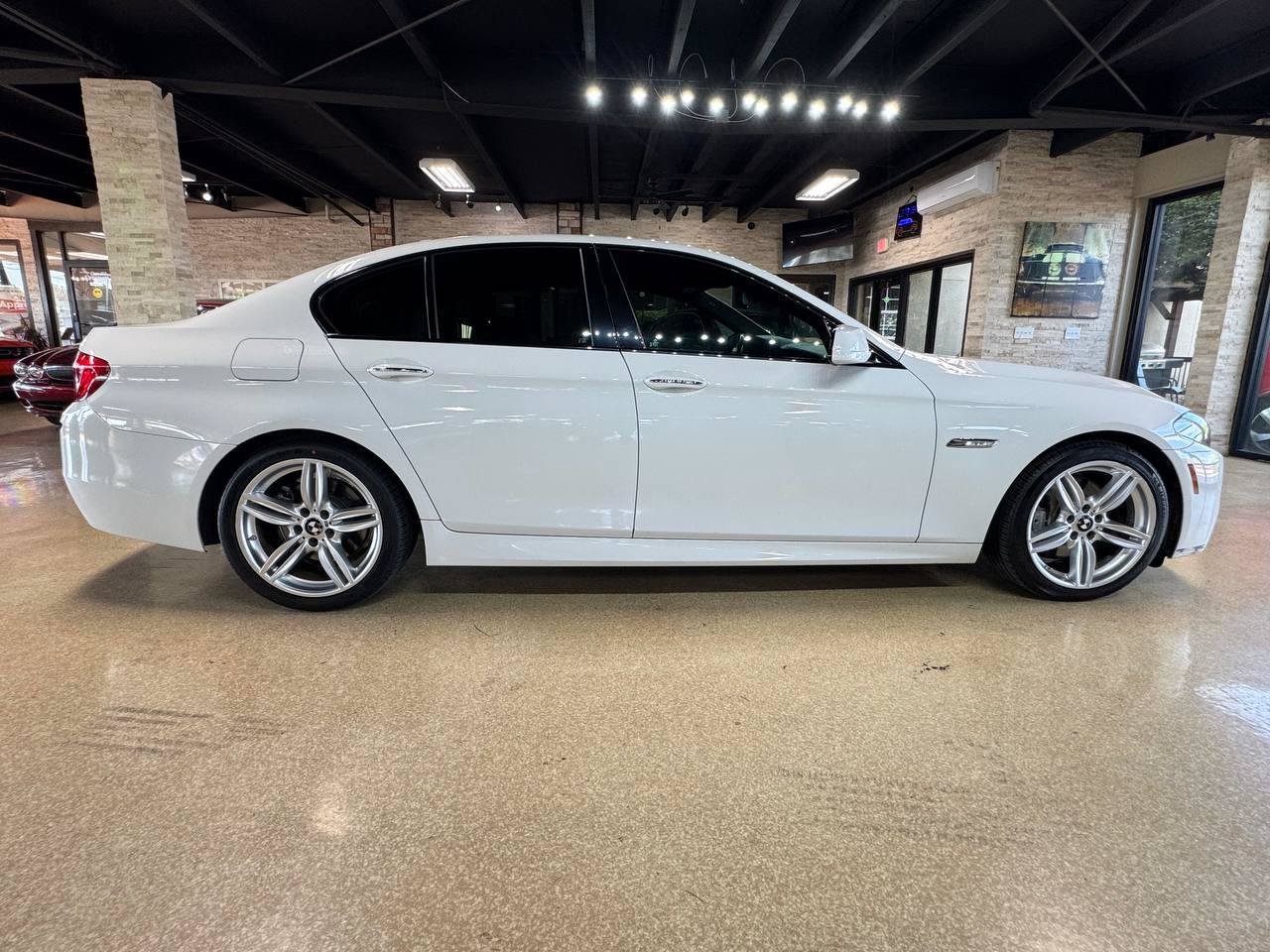 Used 2013 BMW 535i Sedan RWD image 8