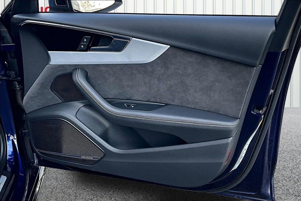 Used 2021 Audi S4 Prestige w/ Prestige Package image 28