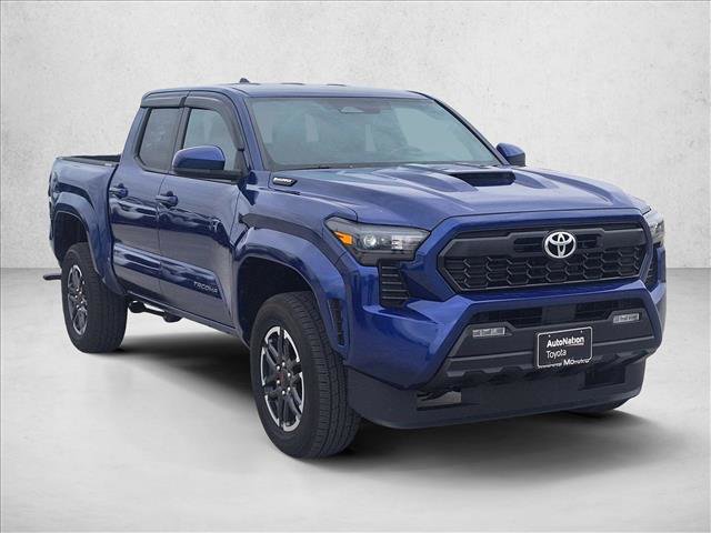 Certified 2025 Toyota Tacoma TRD Sport AWD/4WD image 4