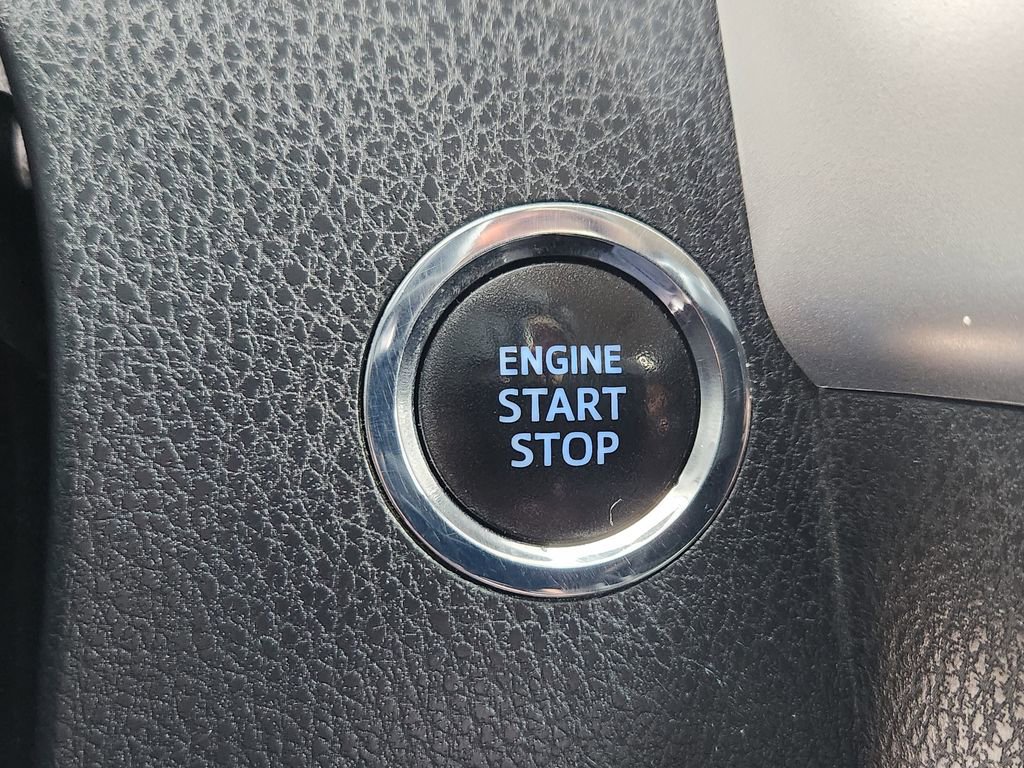 Used 2019 Toyota Highlander Limited Platinum image 11