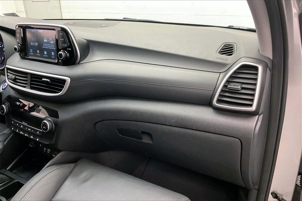 Used 2021 Hyundai Tucson Limited w/ Cargo Package image 15