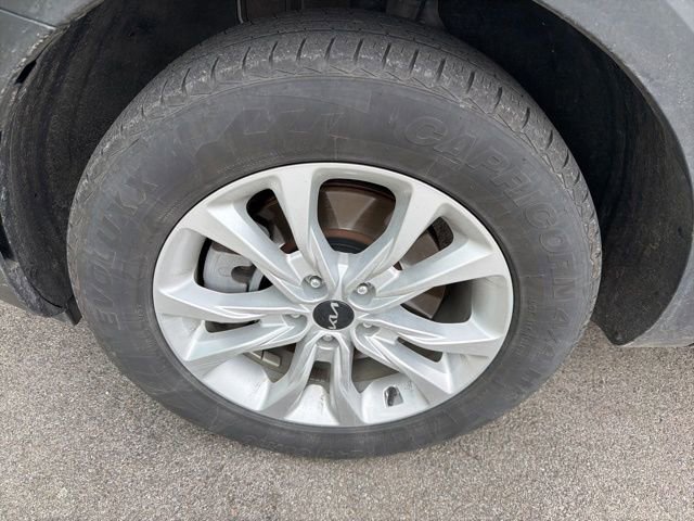 Used 2022 Kia Telluride LX image 14