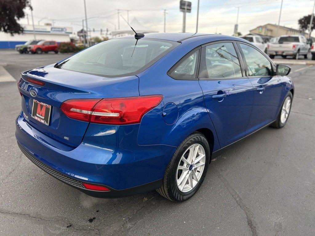 Used 2018 Ford Focus SE image 3