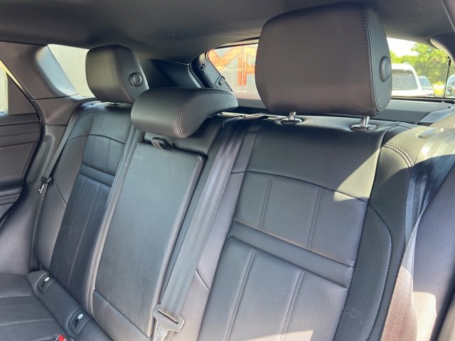 Used 2022 Land Rover Range Rover Evoque R-Dynamic SE image 39