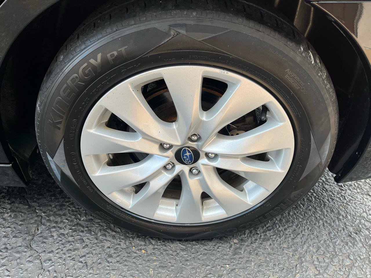 Used 2017 Subaru Legacy 2.5i w/ Alloy Wheel Package AWD/4WD image 15