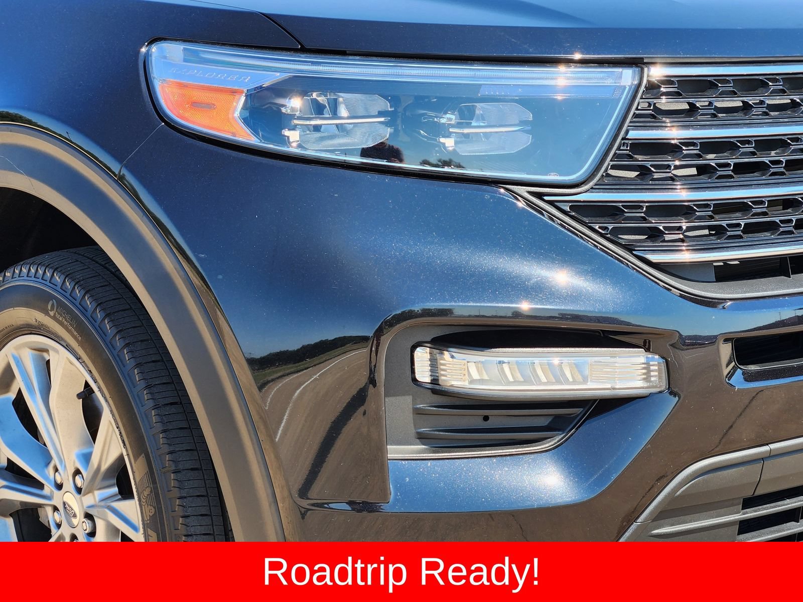 Used 2024 Ford Explorer XLT w/ Equipment Group 202A AWD/4WD image 9