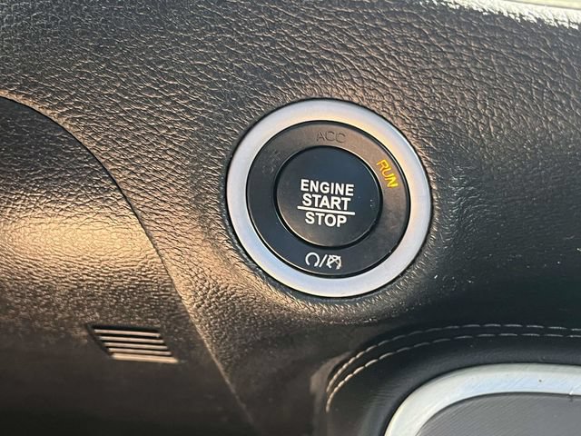 Used 2022 Dodge Challenger SXT w/ Blacktop Package AWD/4WD image 31
