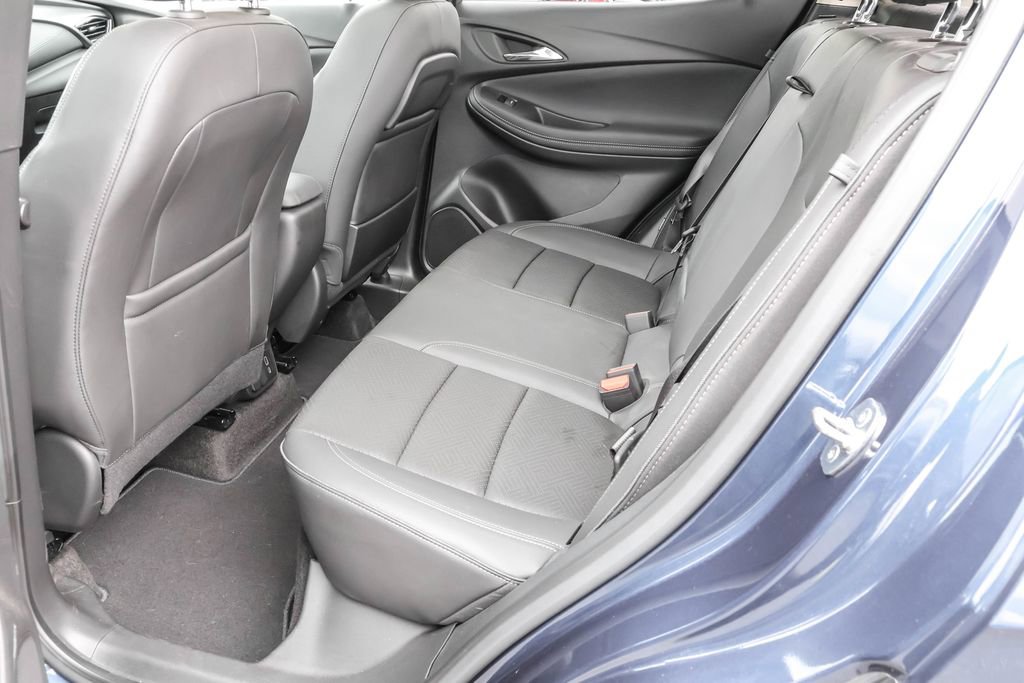 Used 2023 Buick Encore GX Essence w/ Experience Buick Package FWD image 31