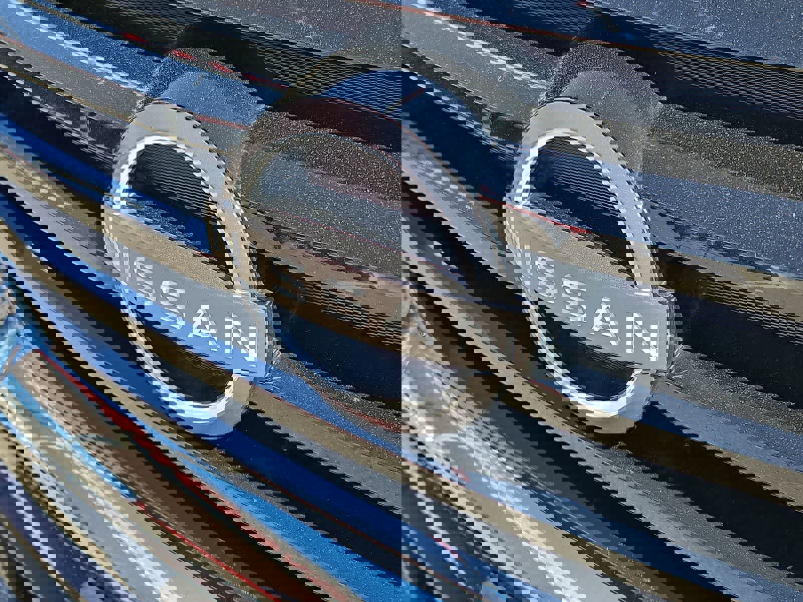 Used 2024 Nissan Pathfinder SV image 12