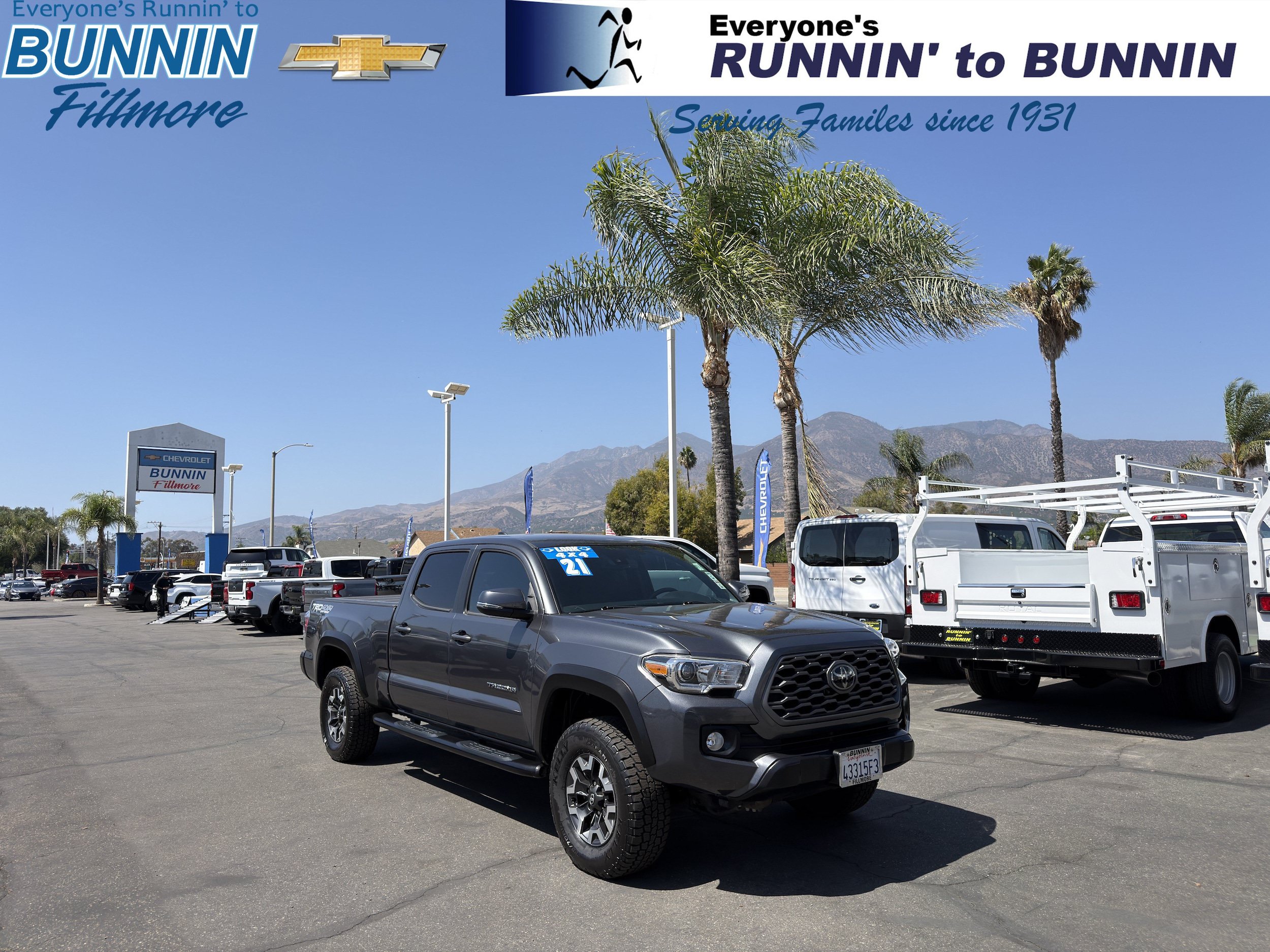 Used 2021 Toyota Tacoma TRD Off-Road w/ Technology Package AWD/4WD image 1