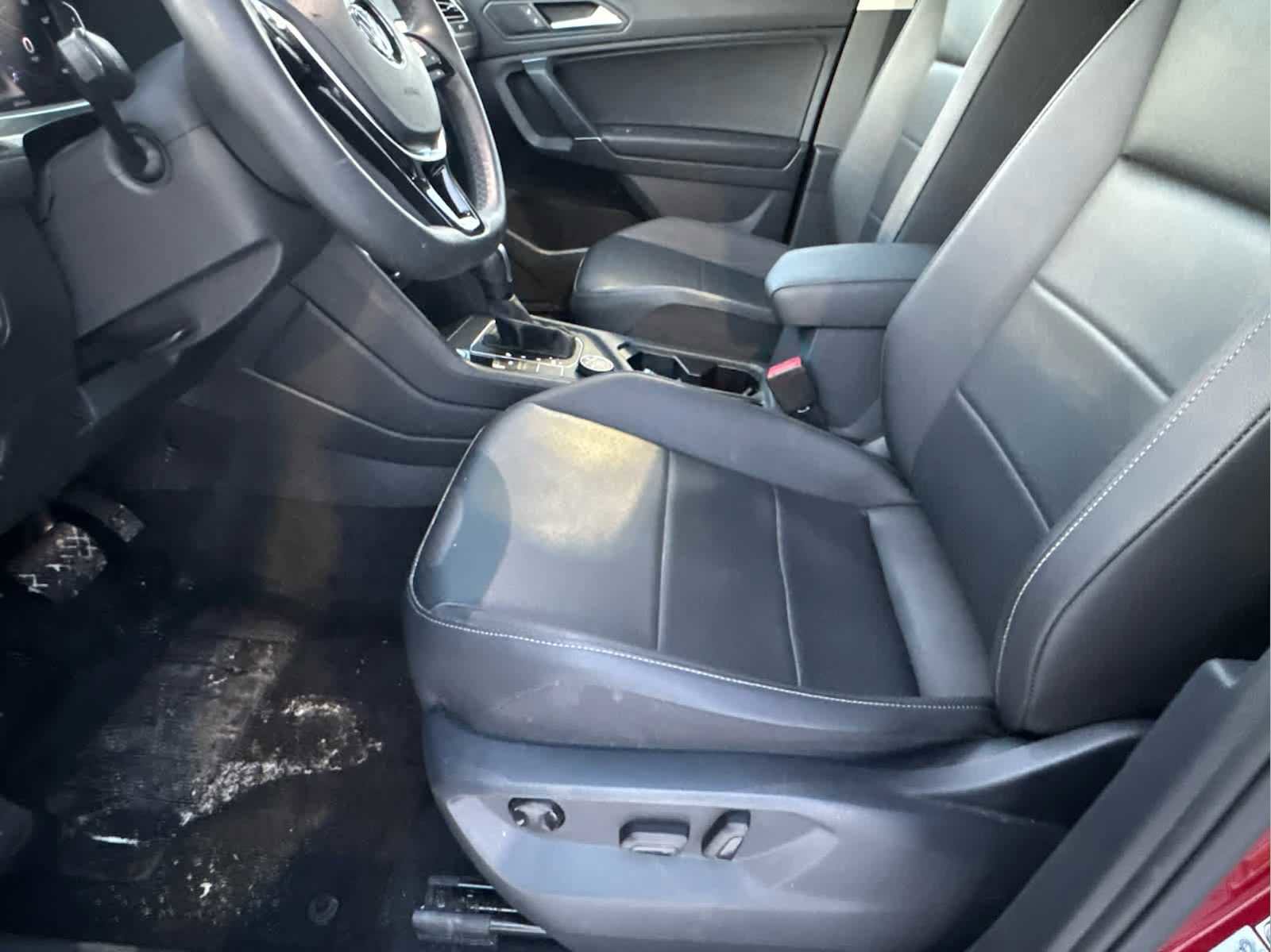 Certified 2020 Volkswagen Tiguan SEL image 20