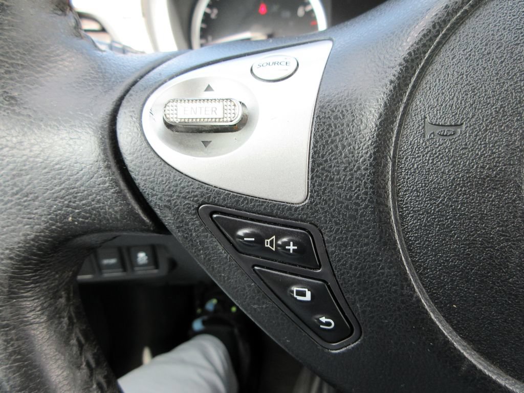 Used 2019 Nissan Sentra SR FWD image 23