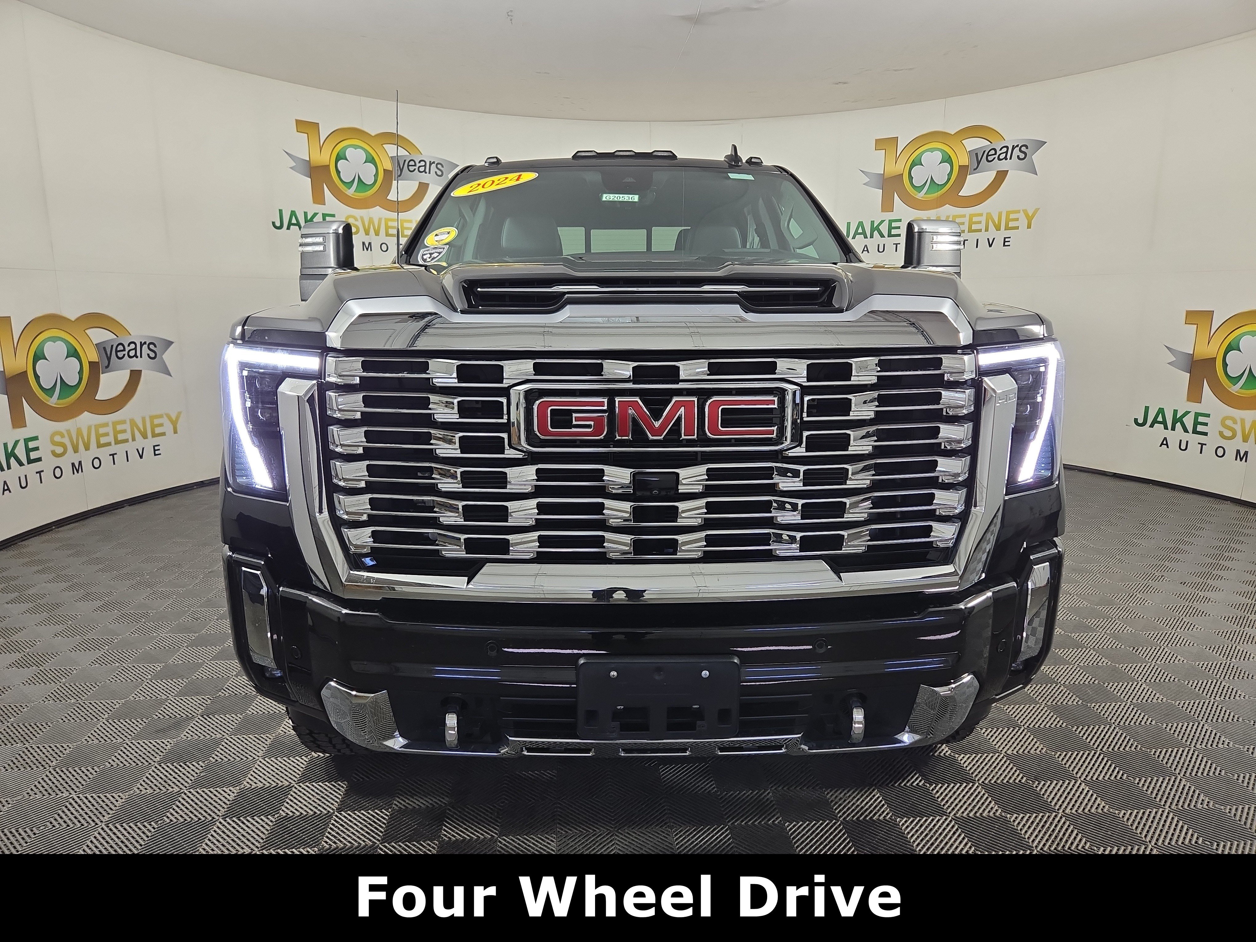 Certified 2024 GMC Sierra 2500 Denali w/ Denali Reserve Package AWD/4WD image 2