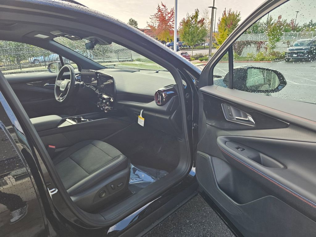Used 2026 Chevrolet Blazer EV RS image 12