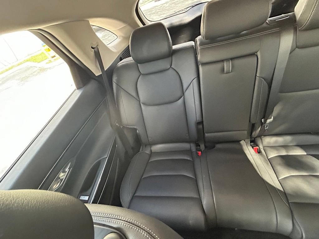 Used 2022 Genesis GV70 2.5T AWD/4WD image 12