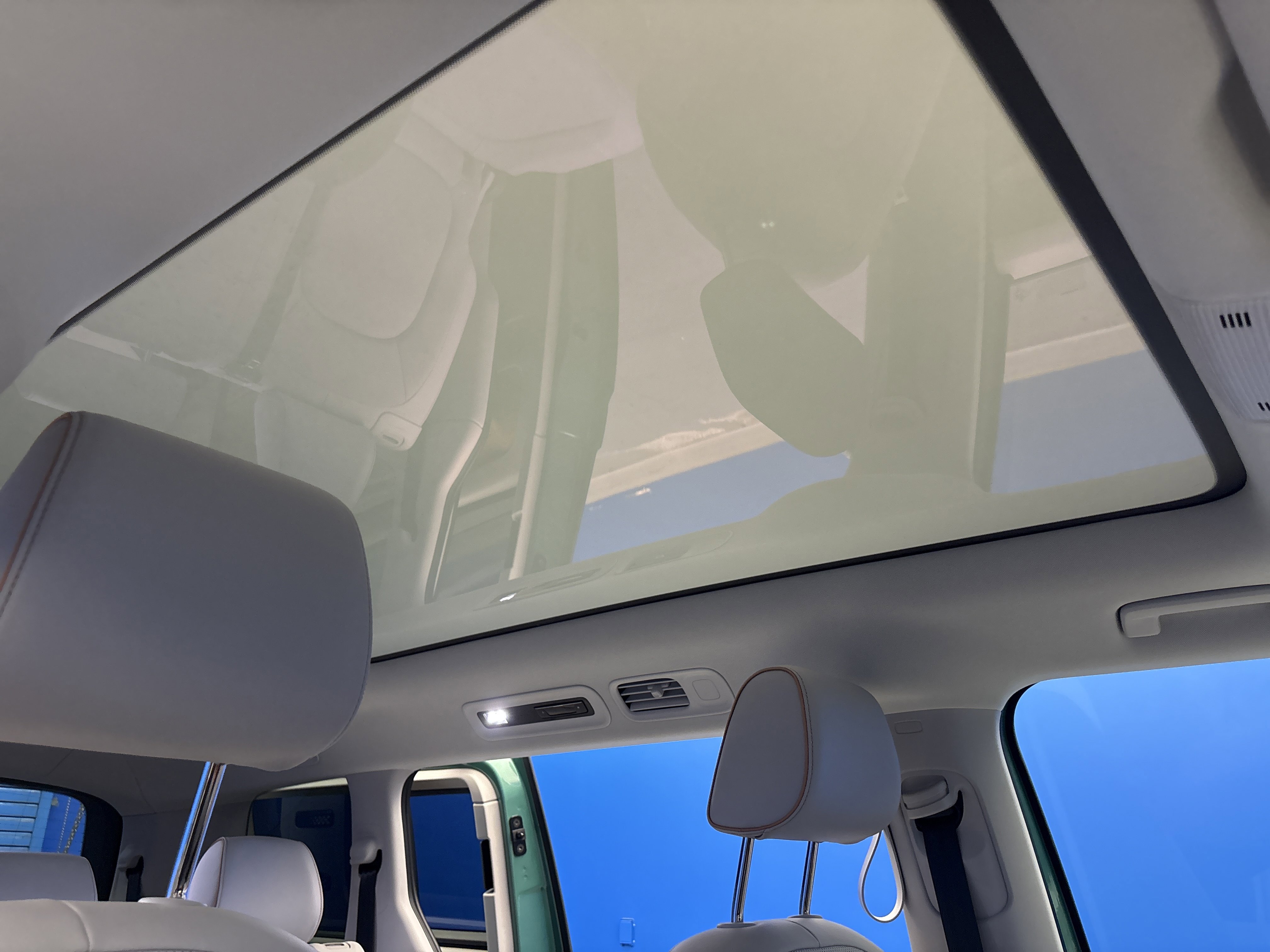 New 2025 Volkswagen ID. Buzz 1st Edition image 25