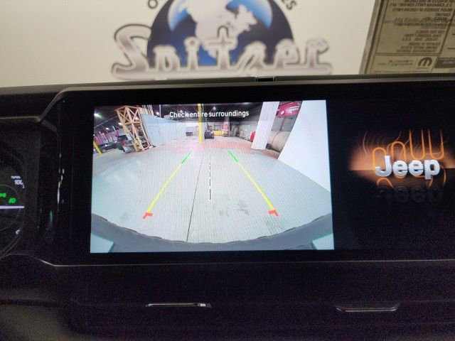 New 2024 Jeep Wrangler Unlimited Rubicon 4xe w/ Convenience Group image 20